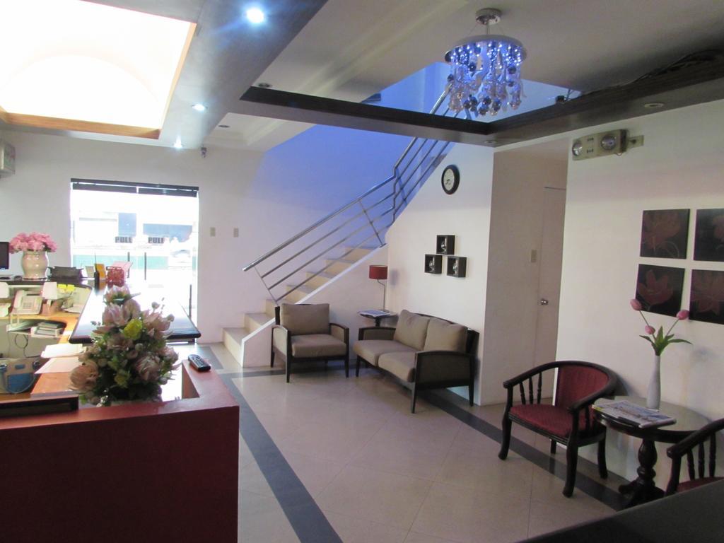 Hotel Oyster Plaza Paranaque City