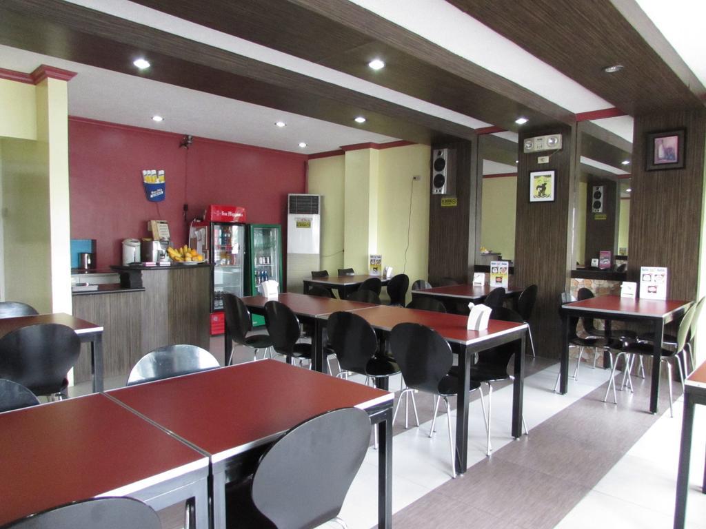 Oyster Plaza Hotel