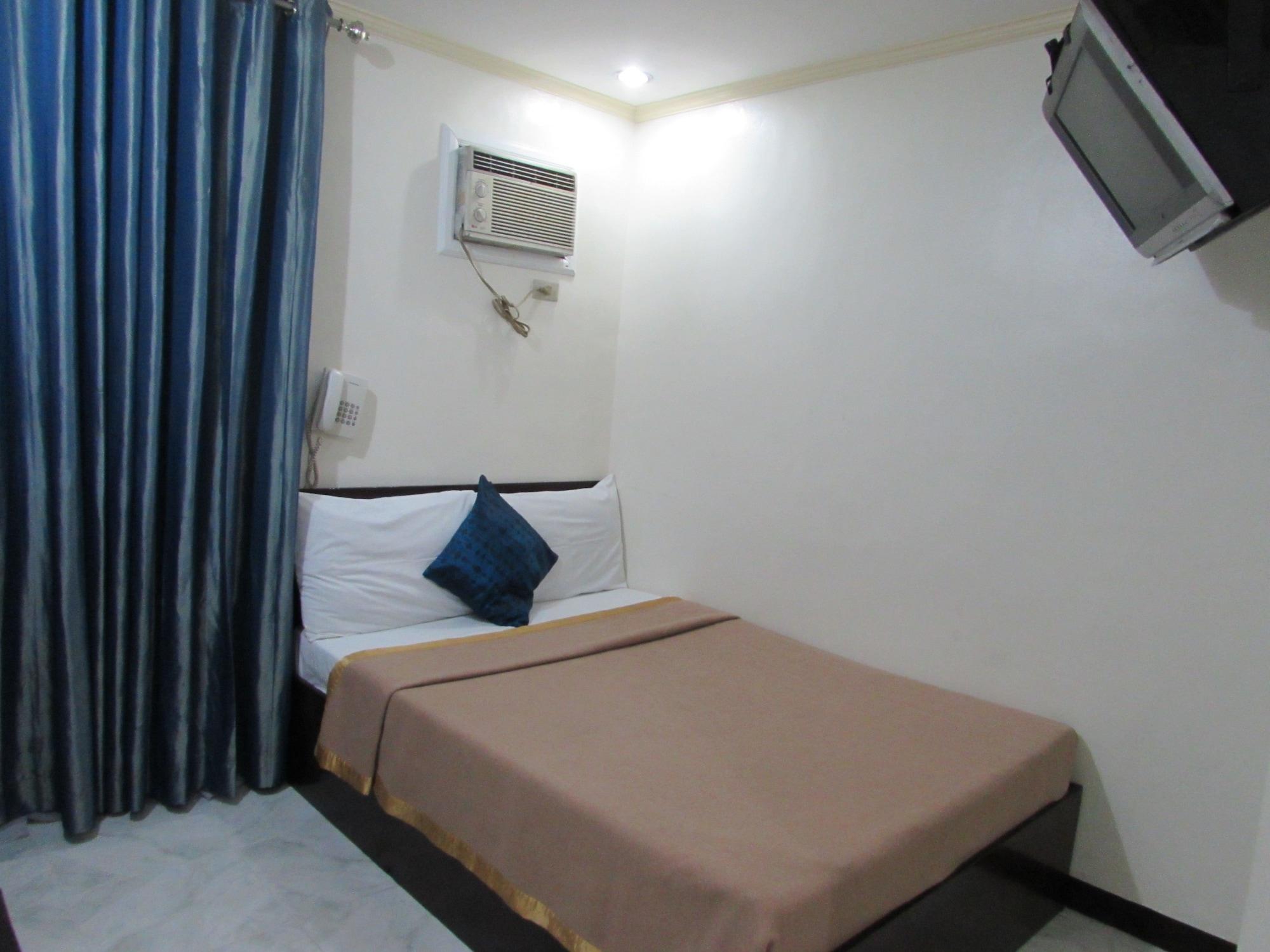 Hotel Oyster Plaza