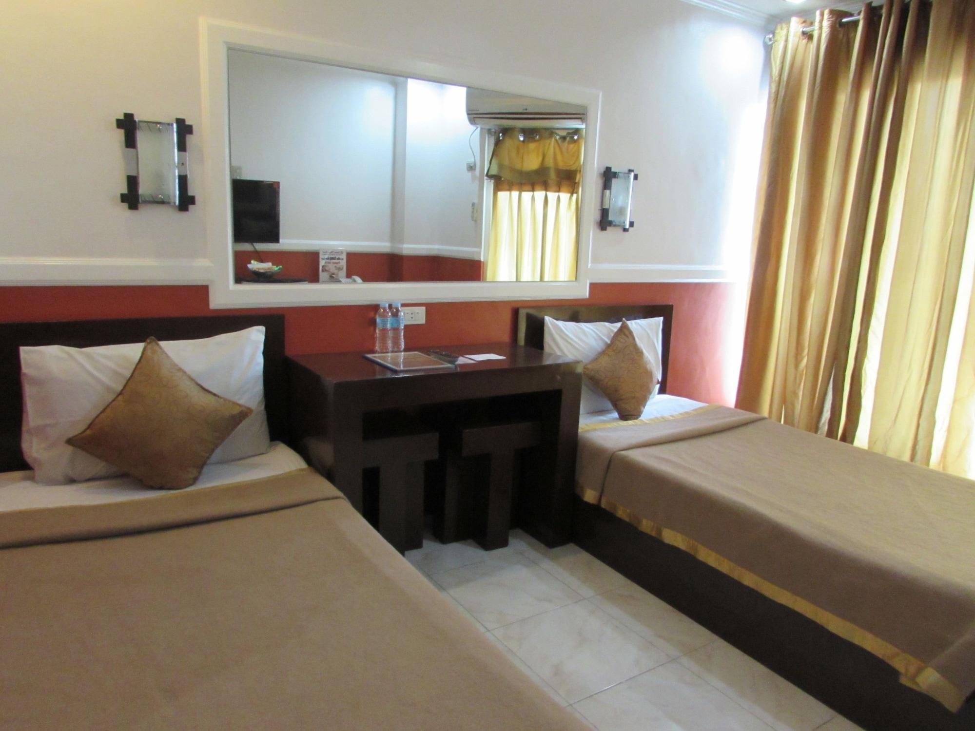 Oyster Plaza Hotel