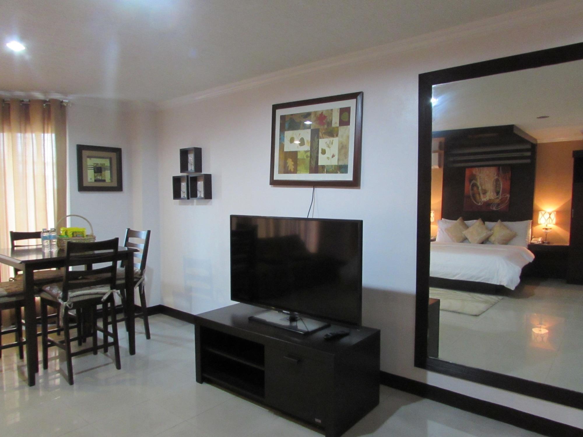 Hotel Oyster Plaza Paranaque City