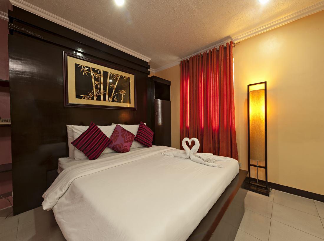 Hotel Oyster Plaza