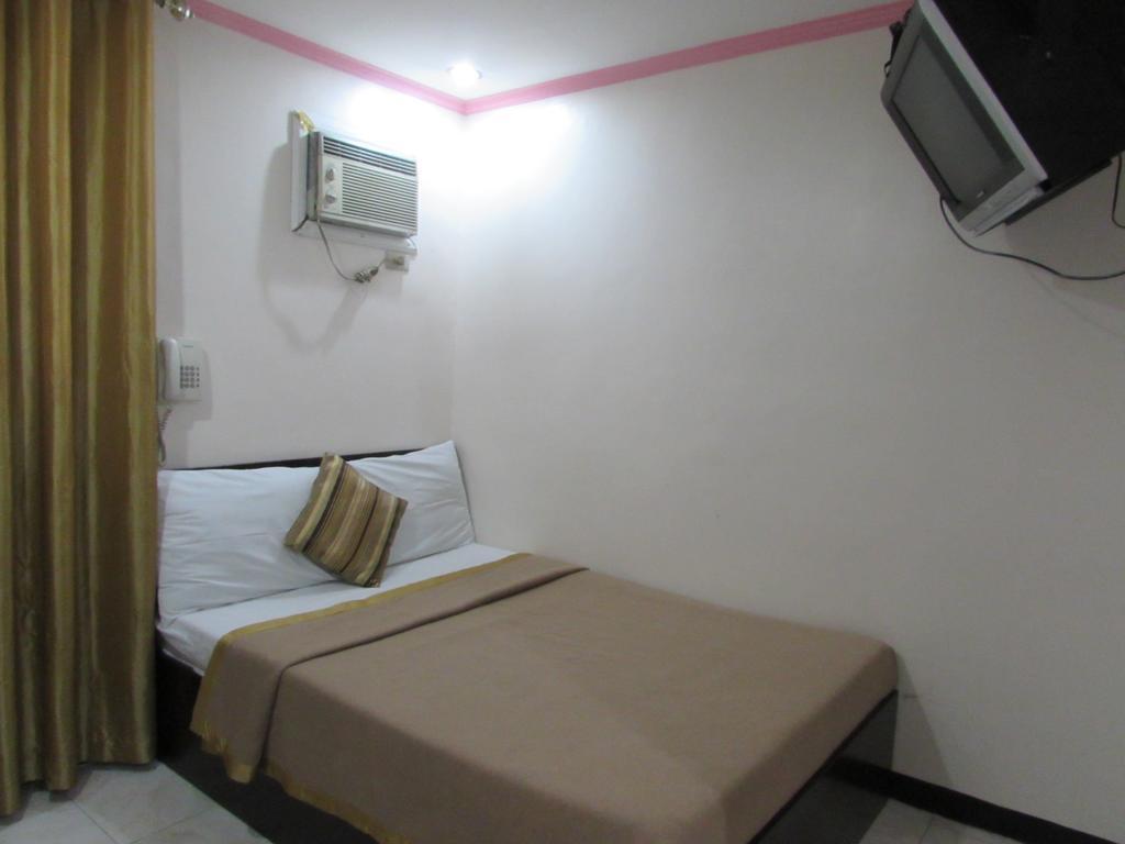 Hotel Oyster Plaza 3*