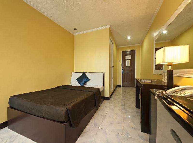 Oyster Plaza Hotel