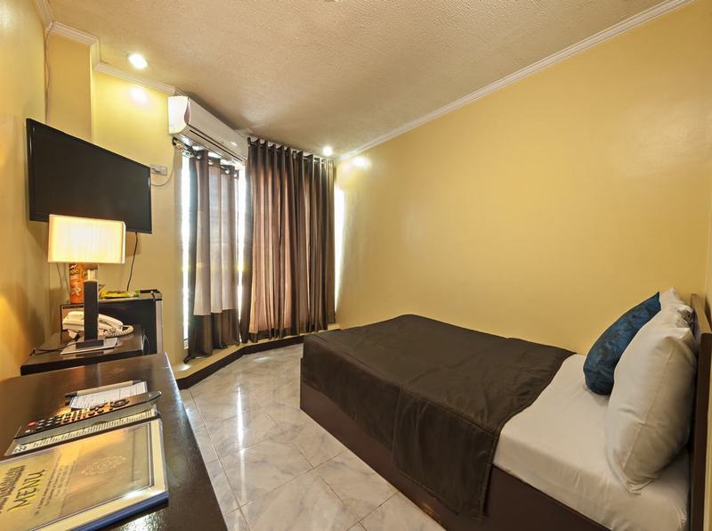 Hotel Oyster Plaza 3*