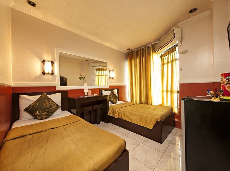 Hotel Oyster Plaza Paranaque City